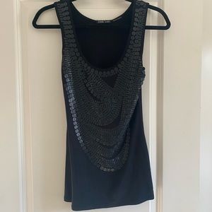 - linQ tank top